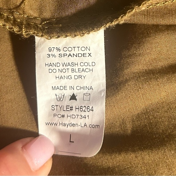 Hayden Women’s Olive Green Utility Jumpsuit Pockets Cotton Sleeveless Size Large - Picture 12 of 15